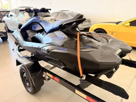 SEA DOO Spark Trixx 900 , Foto 3