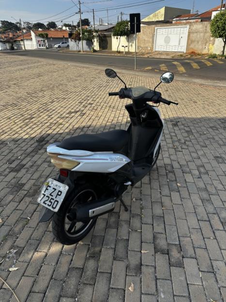 SHINERAY XY 150  MAX FIRE , Foto 5