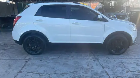 SSANGYONG Korando 2.0 16V 4P GLS 4X4 EXECUTIVE TURBO DIESEL AUTOM�TICO, Foto 7