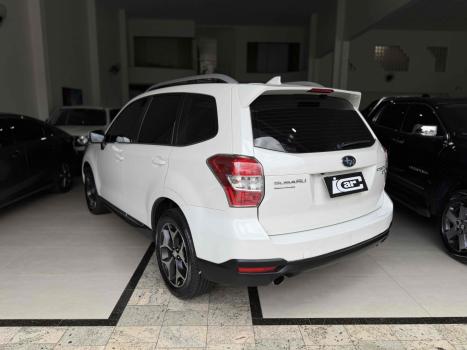 SUBARU Forester 2.0 16V 4P XT 4X4 AUTOM�TICO, Foto 4