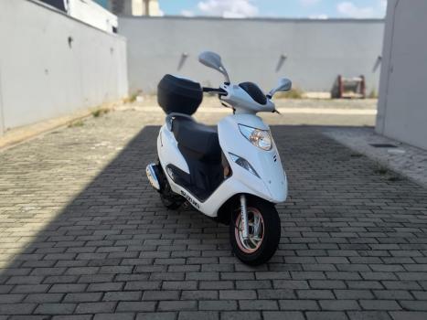 SUZUKI Burgman 125 , Foto 6