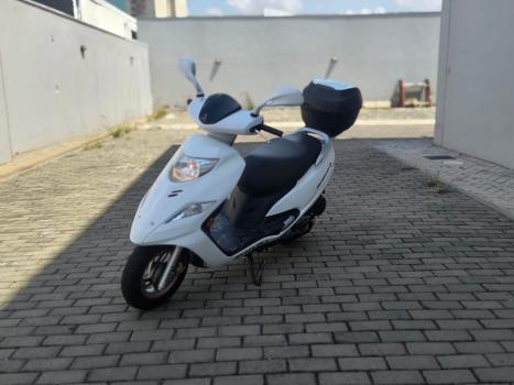 SUZUKI Burgman 125 , Foto 8