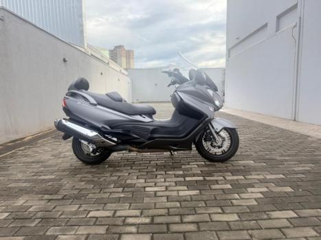 SUZUKI Burgman 650 EXECUTIVE, Foto 1