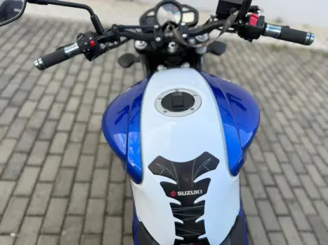SUZUKI Gladius 650 , Foto 6