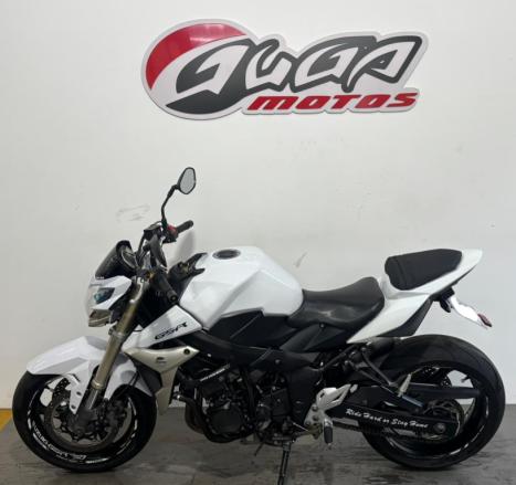 SUZUKI GSR 750 , Foto 2 SUZUKI GSR 750 , Foto 2