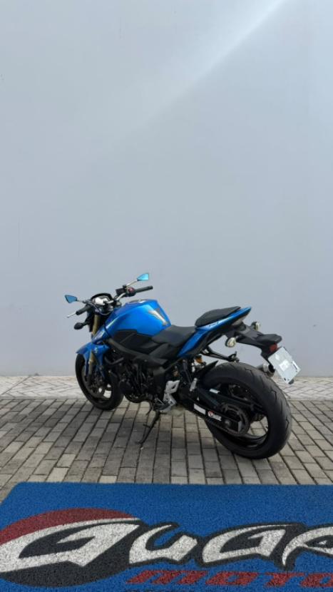 SUZUKI GSR 750 A ABS, Foto 6