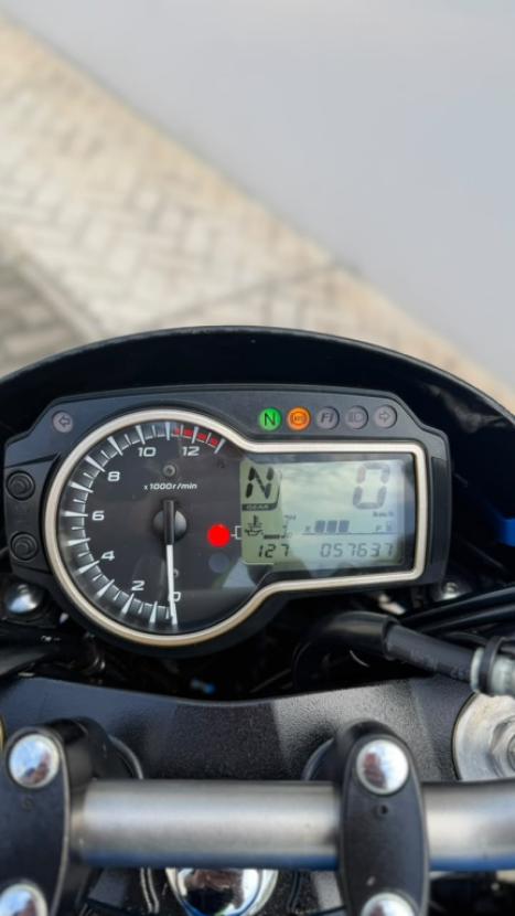 SUZUKI GSR 750 A ABS, Foto 7