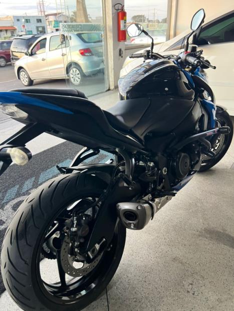 SUZUKI GSX-R 1000 , Foto 2