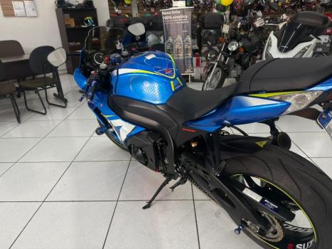 SUZUKI GSX-R 1000 SRAD , Foto 3