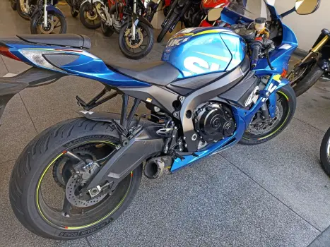 SUZUKI GSX-R 750 Srad , Foto 9 SUZUKI GSX-R 750 Srad , Foto 9