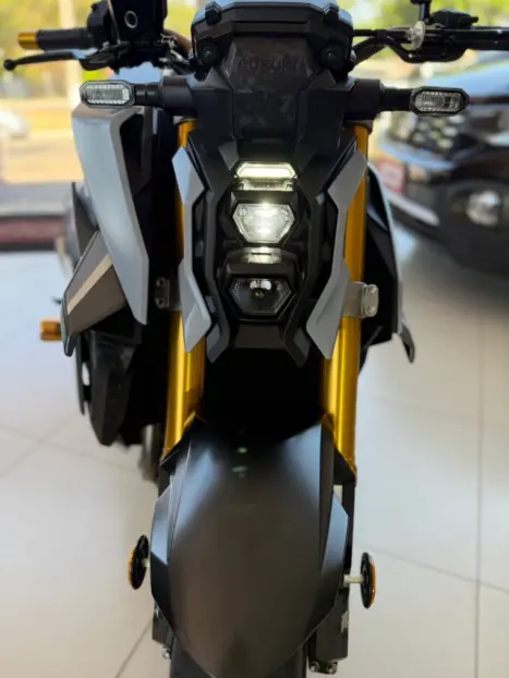 SUZUKI GSX-S 1000 A, Foto 4 SUZUKI GSX-S 1000 A, Foto 4