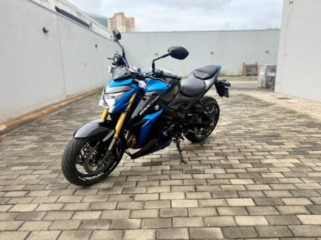 SUZUKI GSX-S 1000 A, Foto 3