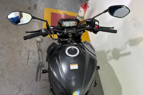 SUZUKI GSX-S 1000 A, Foto 5