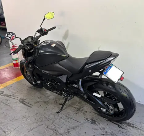 SUZUKI GSX-S 1000 A, Foto 6