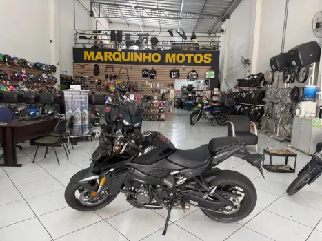 SUZUKI GSX-S 1000 A, Foto 1