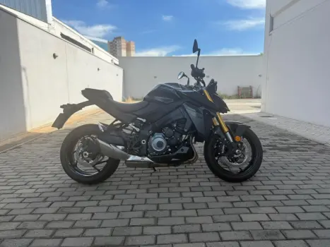 SUZUKI GSX-S 1000 A, Foto 2