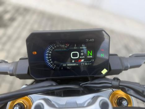 SUZUKI GSX-S 1000 A, Foto 4