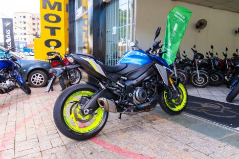 SUZUKI GSX-S 1000 A, Foto 3