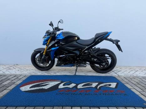 SUZUKI GSX-S 1000 A, Foto 3
