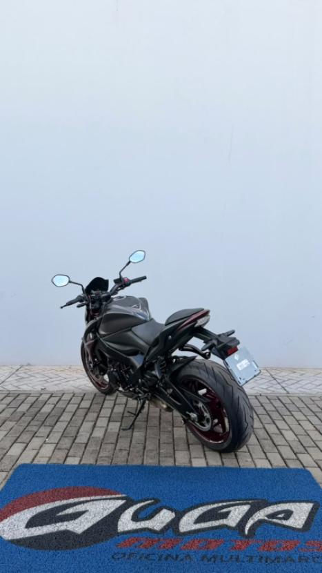 SUZUKI GSX-S 1000 A, Foto 5