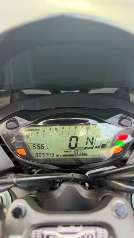 SUZUKI GSX-S 1000 A, Foto 7