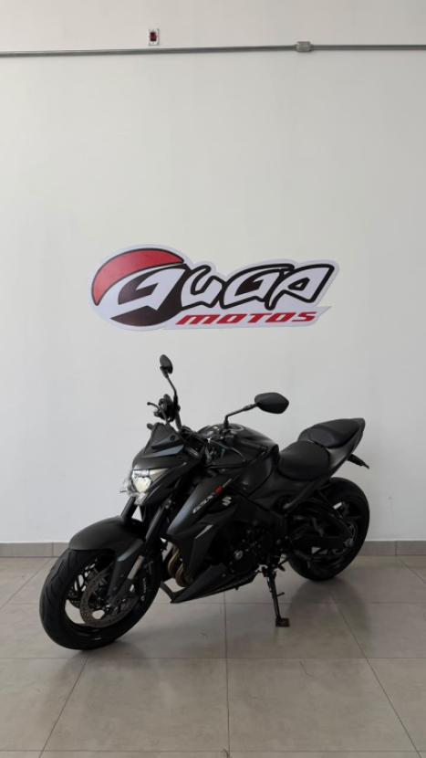 SUZUKI GSX-S 1000 A, Foto 3