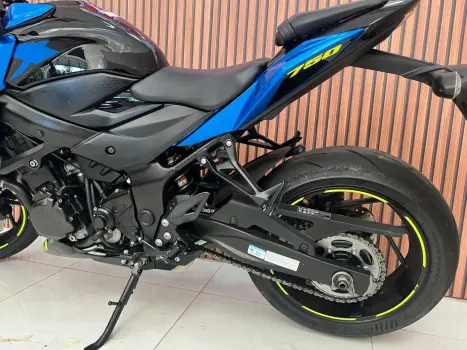 SUZUKI GSX-S 750 , Foto 6