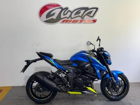 SUZUKI GSX-S 750 ABS, Foto 1