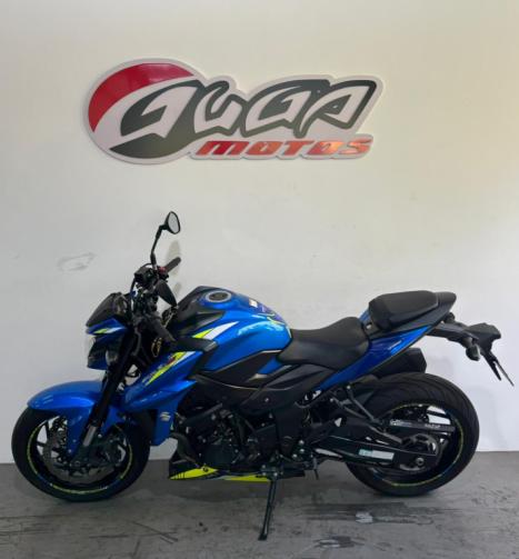 SUZUKI GSX-S 750 ABS, Foto 2