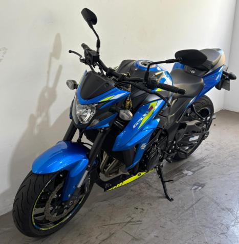SUZUKI GSX-S 750 ABS, Foto 9