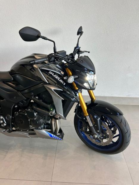 SUZUKI GSX-S 750 ABS, Foto 4 SUZUKI GSX-S 750 ABS, Foto 4