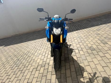 SUZUKI GSX-S 750 ABS, Foto 4