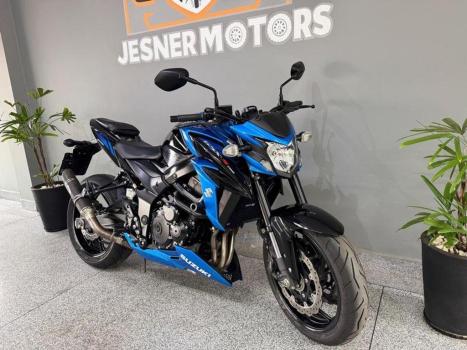 SUZUKI GSX-S 750 ABS, Foto 2