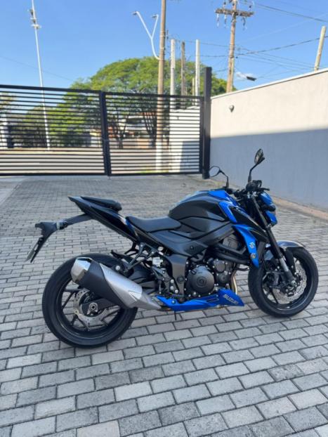 SUZUKI GSX-S 750 ABS, Foto 5