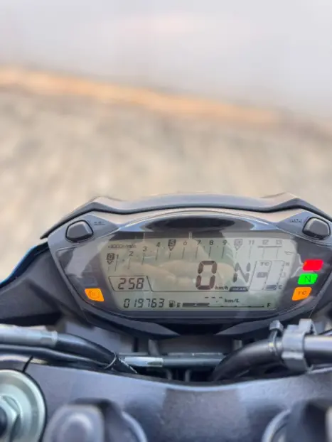 SUZUKI GSX-S 750 ABS, Foto 9