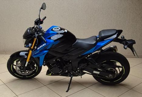 SUZUKI GSX-S 750 ABS, Foto 2