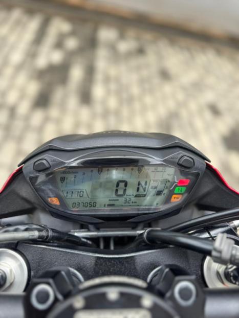SUZUKI GSX-S 750 ABS, Foto 4