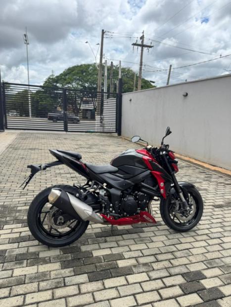 SUZUKI GSX-S 750 ABS, Foto 10