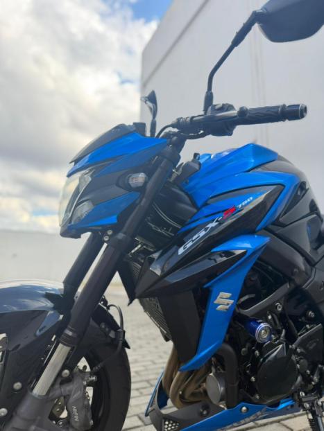 SUZUKI GSX-S 750 ABS, Foto 3