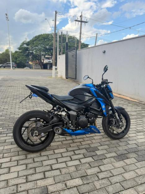 SUZUKI GSX-S 750 ABS, Foto 10