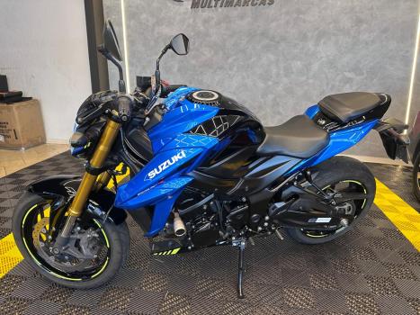 SUZUKI GSX-S 750 ABS, Foto 2