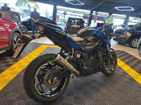 SUZUKI GSX-S 750 ABS, Foto 3