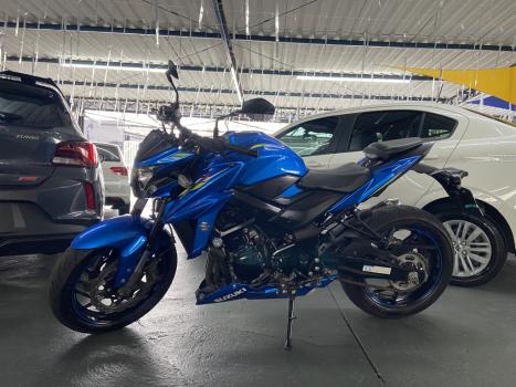 SUZUKI GSX-S 750 ABS, Foto 1