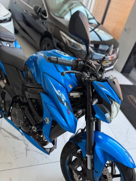 SUZUKI GSX-S 750 ABS, Foto 7