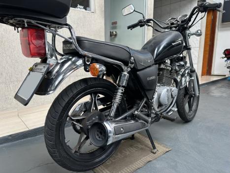 SUZUKI Intruder 125 , Foto 6