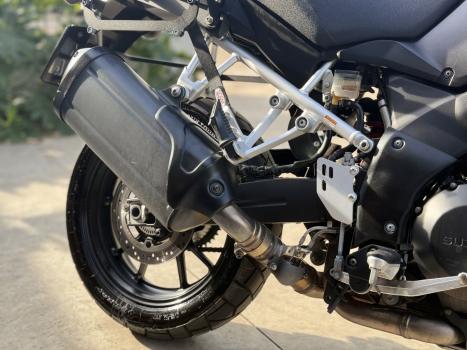 SUZUKI V-Strom DL 1000 , Foto 7