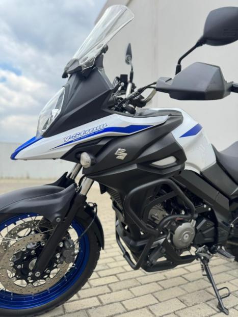 SUZUKI V-Strom DL 650 XT, Foto 3
