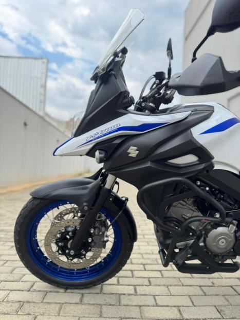 SUZUKI V-Strom DL 650 XT, Foto 4