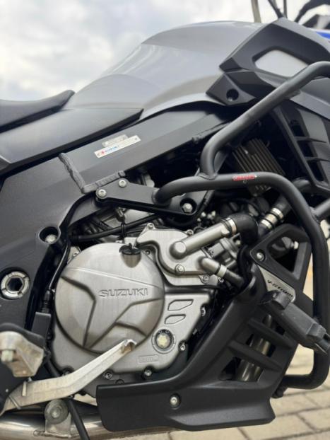 SUZUKI V-Strom DL 650 XT, Foto 7