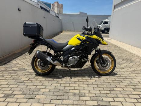 SUZUKI V-Strom DL 650 XT, Foto 2